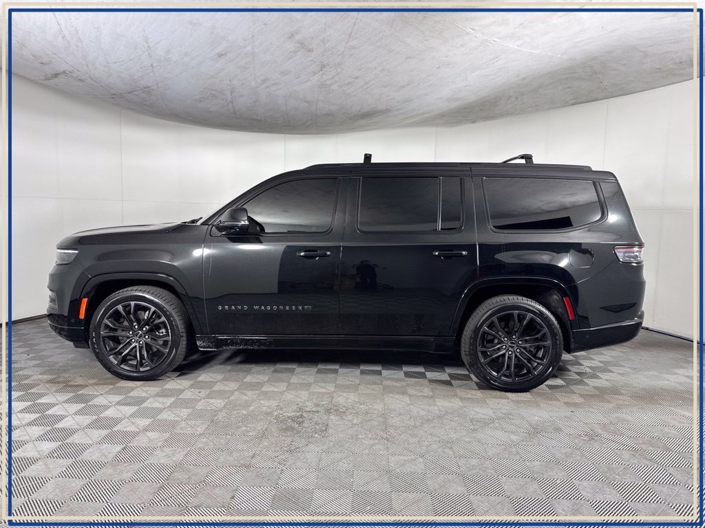 Used 2024 Jeep Grand Wagoneer Series III w/ Rear Seat Video Group 1 AWD/4WD image 8