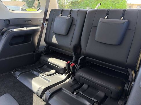 Used 2020 Toyota 4Runner SR5 Premium w/ Moonroof Package AWD/4WD image 25