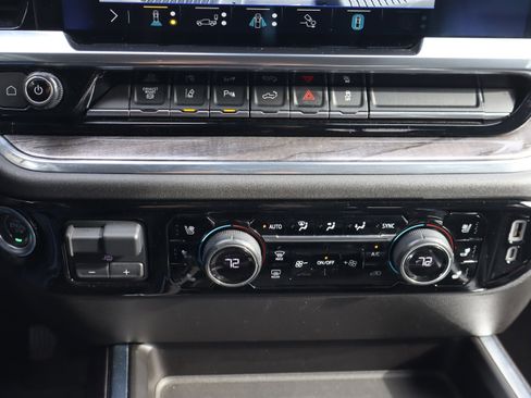 Used 2024 Chevrolet Silverado 3500 LTZ w/ LTZ Plus Package image 31