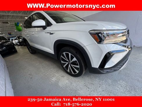 Used 2023 Volkswagen Taos SE FWD image 28
