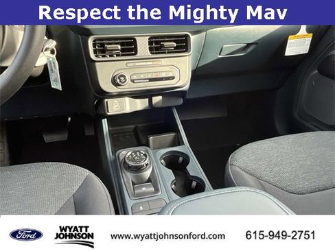 New 2025 Ford Maverick XL image 16