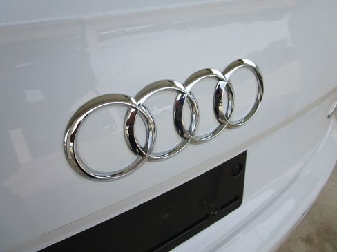 Used 2019 Audi Q5 2.0T Premium Plus AWD/4WD image 11