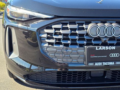 Certified 2025 Audi Q5 Premium w/ Convenience Package AWD/4WD image 30
