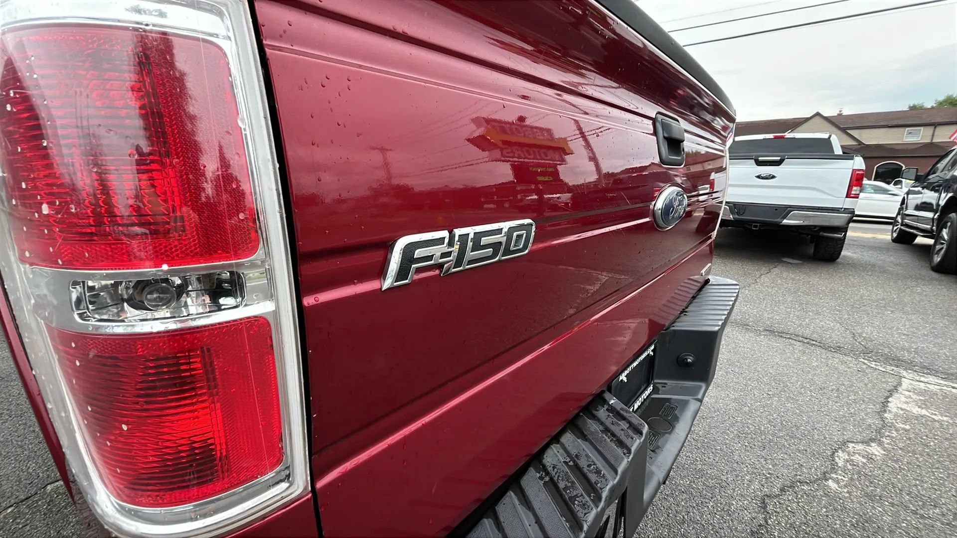 Used 2014 Ford F150 XLT w/ Equipment Group 301A Mid AWD/4WD image 14