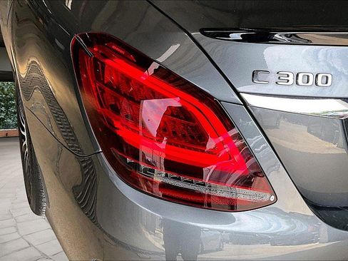Used 2021 Mercedes-Benz C 300 Sedan image 25