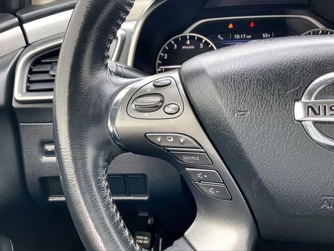 Used 2019 Nissan Murano SV image 10
