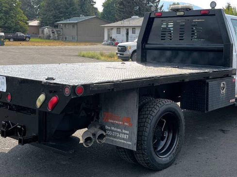 Used 2012 Ford F550 4x4 Crew Cab Super Duty w/ Payload Upgrade Pkg image 5