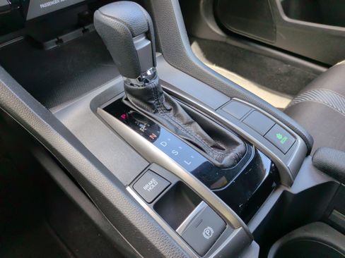 Used 2019 Honda Civic EX image 17