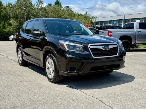 Used 2021 Subaru Forester AWD/4WD image 34