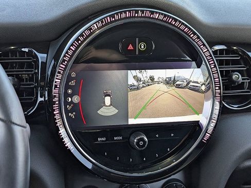 Used 2022 MINI Cooper S w/ Premium Package image 34