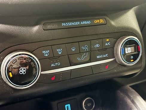 Used 2020 Ford Escape SE AWD/4WD image 17