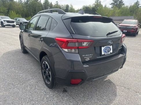 Used 2021 Subaru Crosstrek 2.0i Premium w/ Moonroof Package AWD/4WD image 4