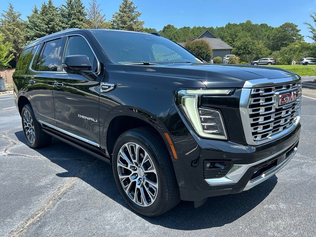Used 2025 GMC Yukon Denali w/ Denali Reserve Package RWD image 24