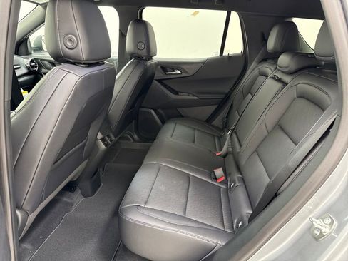 New 2026 Chevrolet Equinox LT w/ Convenience Package II image 16