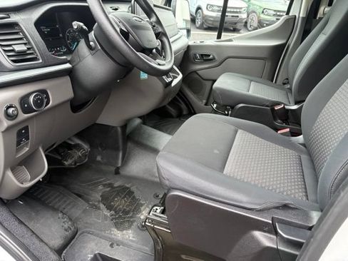 Certified 2025 Ford Transit 250 Low Roof w/ Exterior Upgrade Package RWD image 14