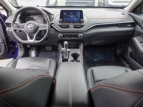 Used 2022 Nissan Altima 2.5 SR FWD image 25