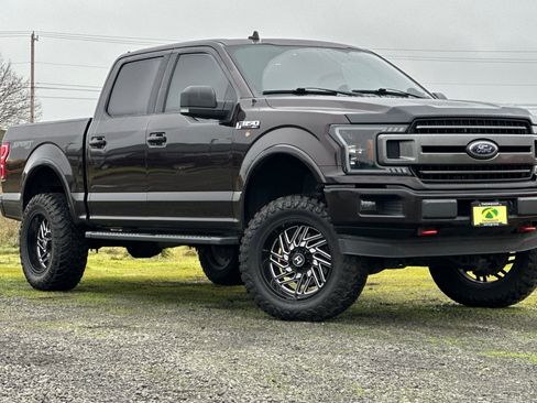 Used 2018 Ford F150 XLT w/ Equipment Group 302A Luxury image 2