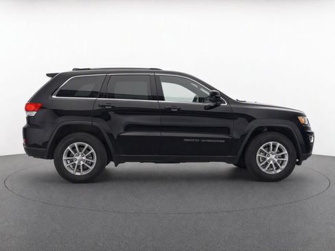 Used 2021 Jeep Grand Cherokee Laredo RWD image 4