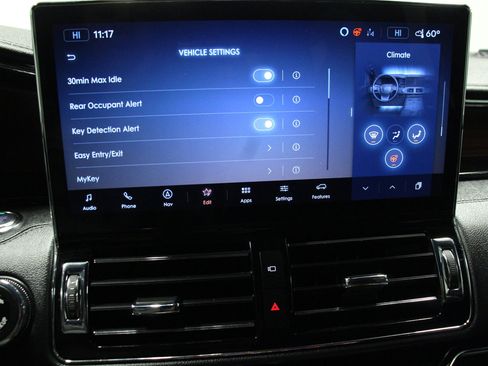 Used 2024 Lincoln Navigator Reserve image 27