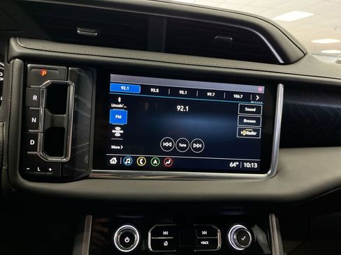 Used 2021 GMC Yukon XL Denali w/ Denali Ultimate Package AWD/4WD image 19