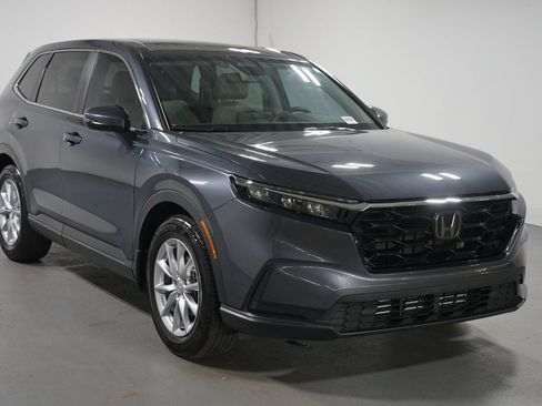 Used 2026 Honda CR-V EX image 3