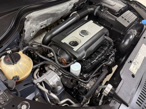 Used 2013 Volkswagen Tiguan SE FWD image 78