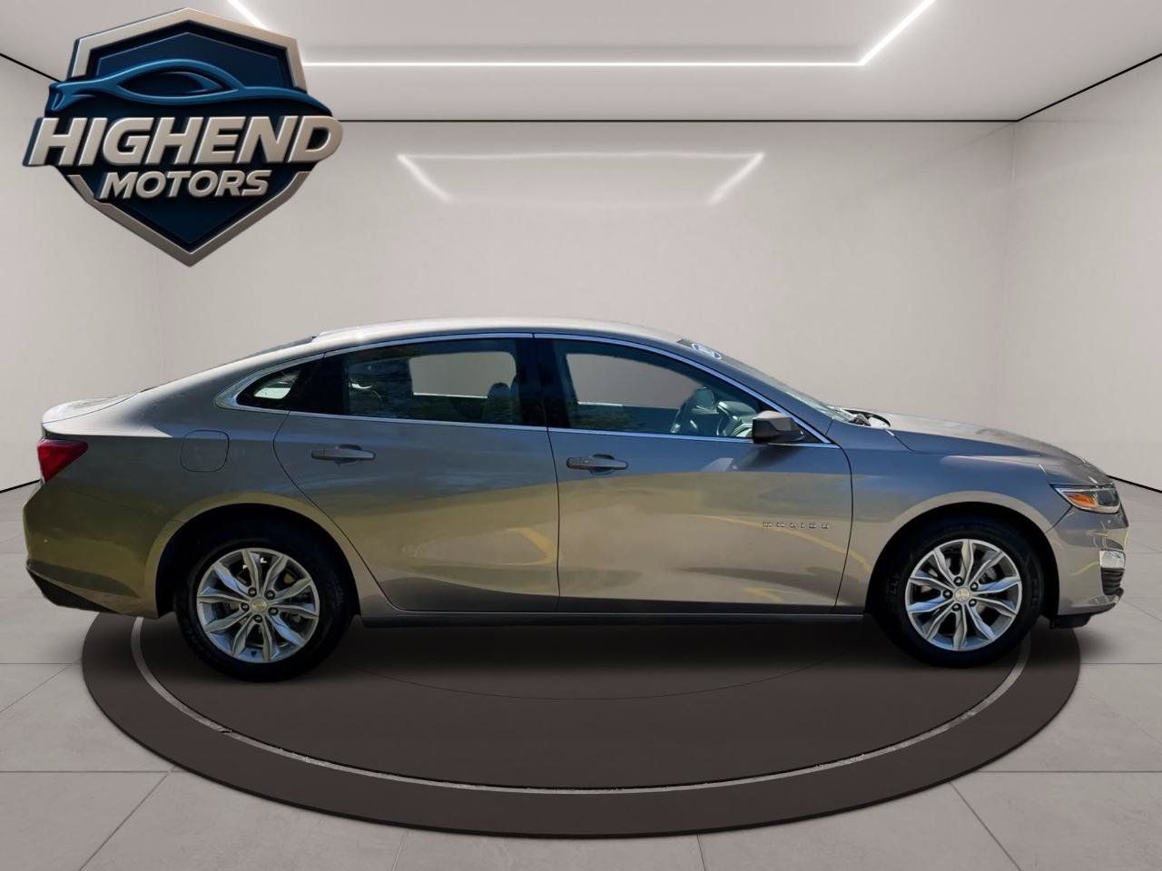 Used 2025 Chevrolet Malibu LT FWD image 6