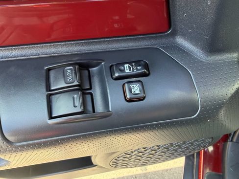 Used 2010 Toyota FJ Cruiser 4WD image 19