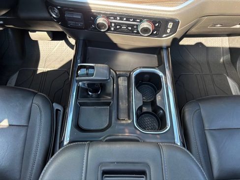 Used 2022 Chevrolet Silverado 1500 RST w/ Convenience Package II AWD/4WD image 18
