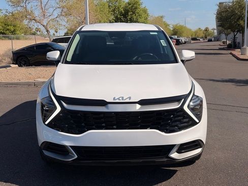 Used 2025 Kia Sportage EX FWD image 9
