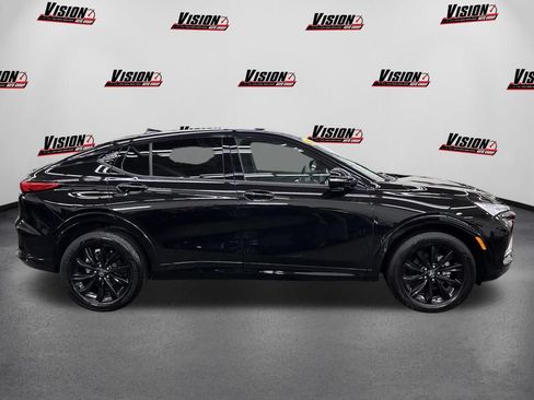 Used 2024 Buick Envista Sport Touring w/ Convenience I Package FWD image 4