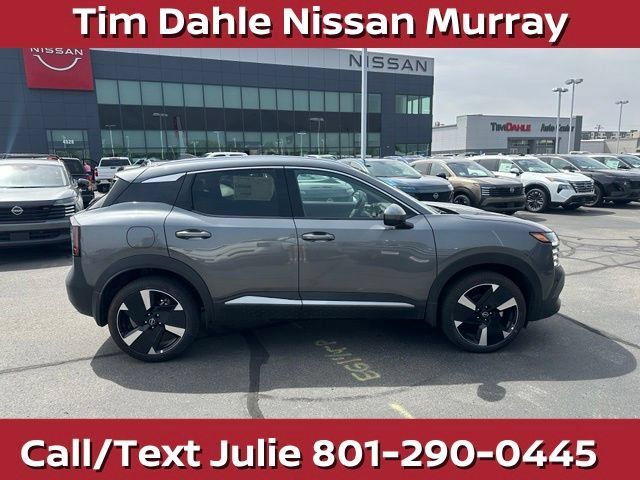 Used 2025 Nissan Kicks SR w/ Illumination Package AWD/4WD image 13