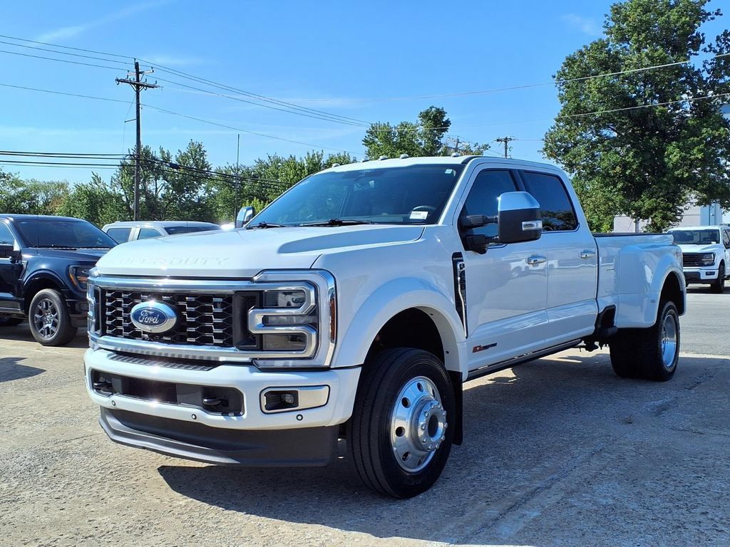 Used 2025 Ford F450 Platinum w/ Platinum Plus Package AWD/4WD image 19