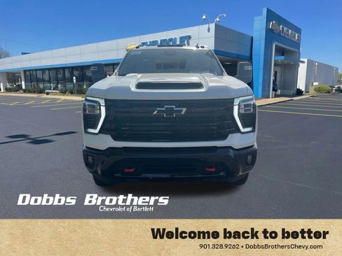 New 2026 Chevrolet Silverado 2500 LT w/ Trail Boss Package AWD/4WD image 2