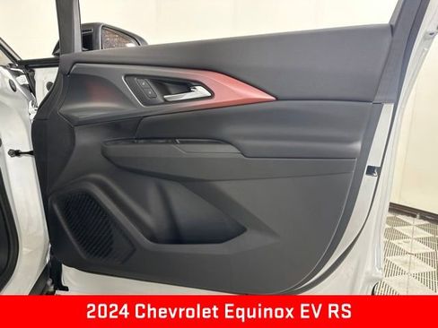 New 2024 Chevrolet Equinox EV RS FWD image 24