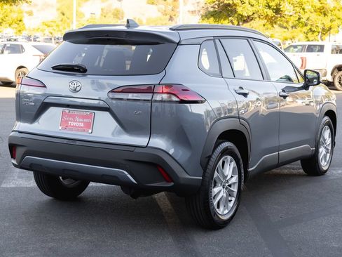 Certified 2026 Toyota Corolla Cross LE FWD image 5