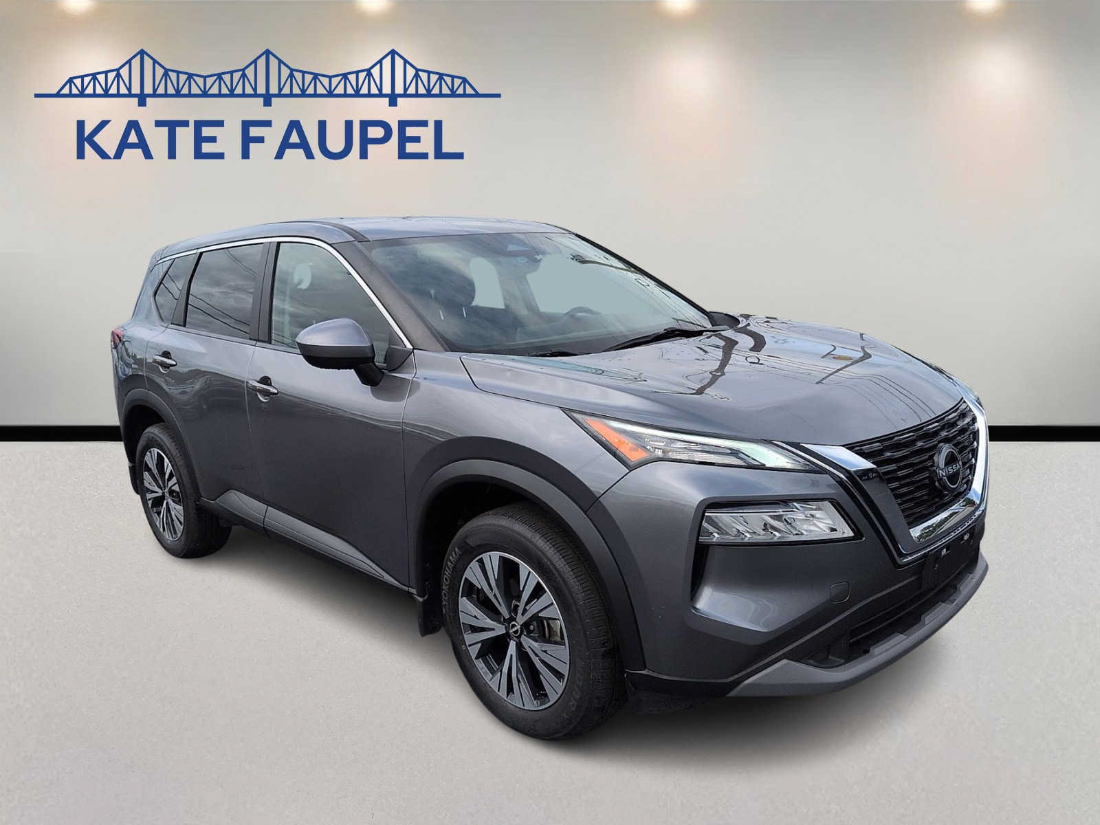 Used 2023 Nissan Rogue SV AWD/4WD image 1