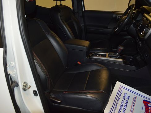 Used 2021 Toyota Tacoma TRD Pro image 11