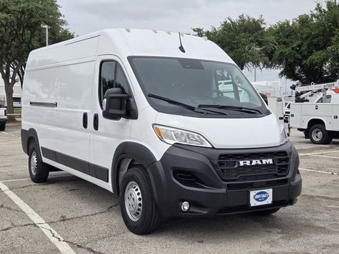 Used 2026 RAM ProMaster 2500 w/ Convenience Group FWD image 1