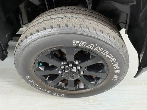 Used 2022 RAM 3500 Big Horn w/ Night Edition AWD/4WD image 11