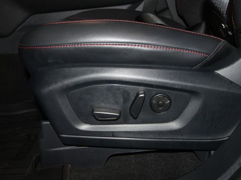 Used 2025 Ford Explorer ST AWD/4WD image 9