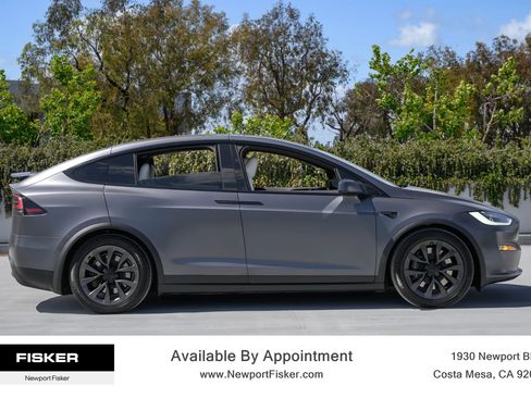 Used 2023 Tesla Model X AWD/4WD image 9