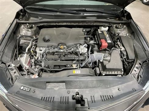 Used 2023 Toyota Camry XSE image 22
