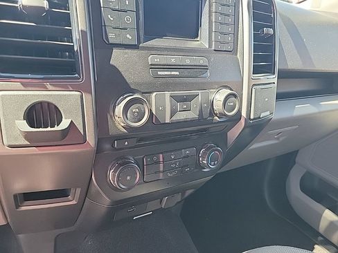 Used 2018 Ford F150 XLT RWD image 25
