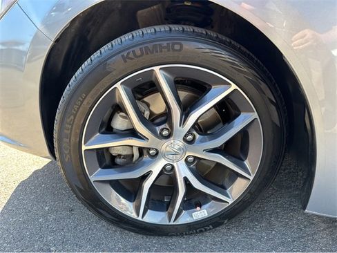 Used 2020 Acura ILX w/ Premium Package image 9