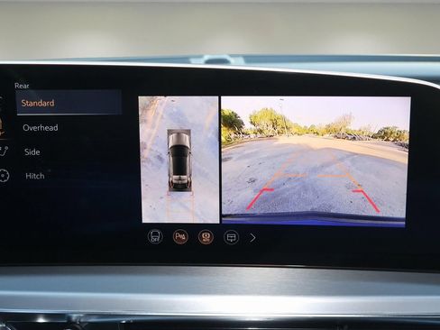 New 2026 Cadillac Lyriq Sport image 25