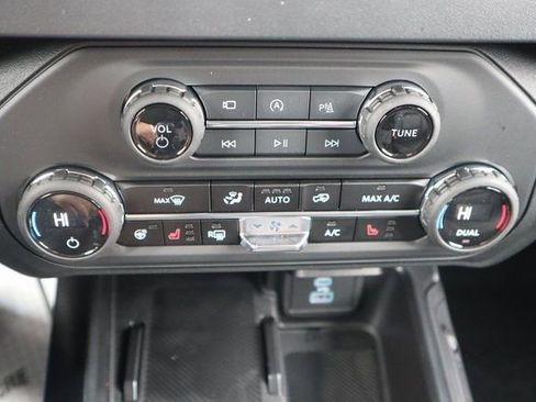 New 2025 Ford Bronco Outer Banks image 19