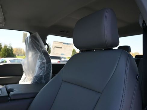 New 2026 Ford F450 4x4 Crew Cab Super Duty image 13