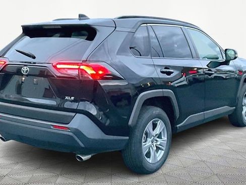 Used 2023 Toyota RAV4 XLE image 5