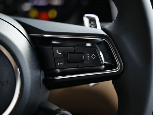 New 2026 Porsche Macan image 39